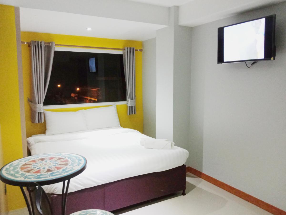 Blue Orchids Hotel Хат Яй Екстериор снимка