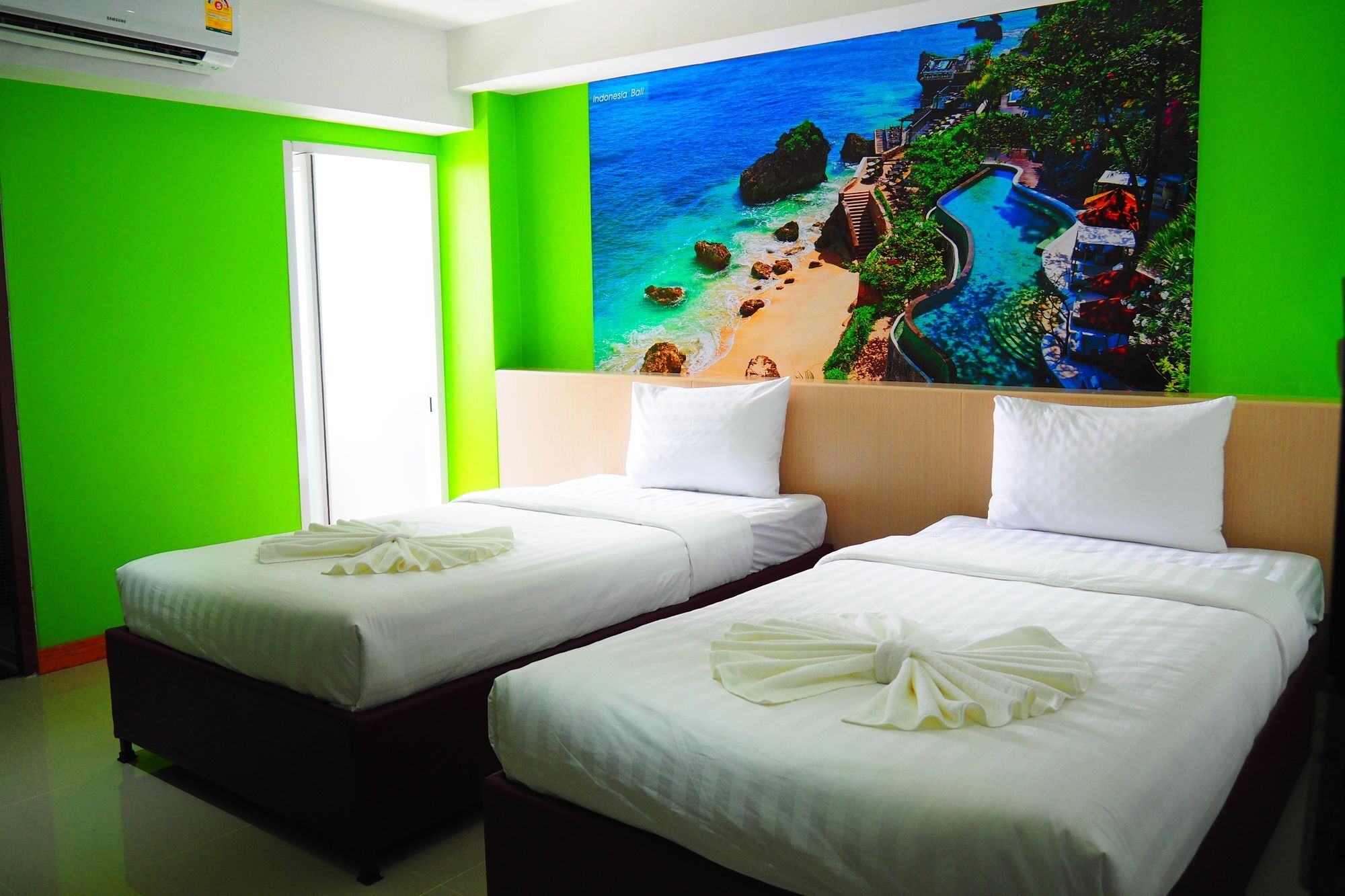 Blue Orchids Hotel Хат Яй Екстериор снимка
